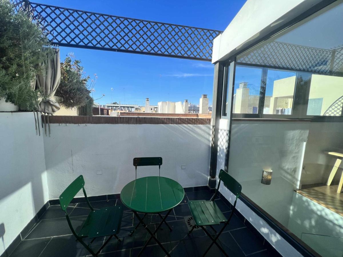 Atico San Bernardo Terraza Y Parking Incluido Apartment Seville Exterior photo